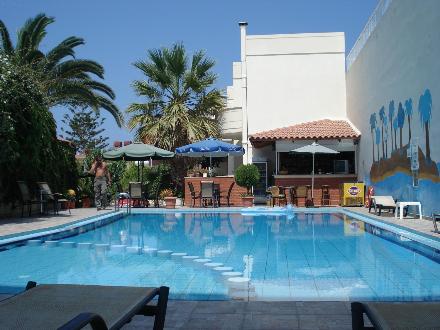 Akatos Hotel Agia Marina  Bagian luar foto