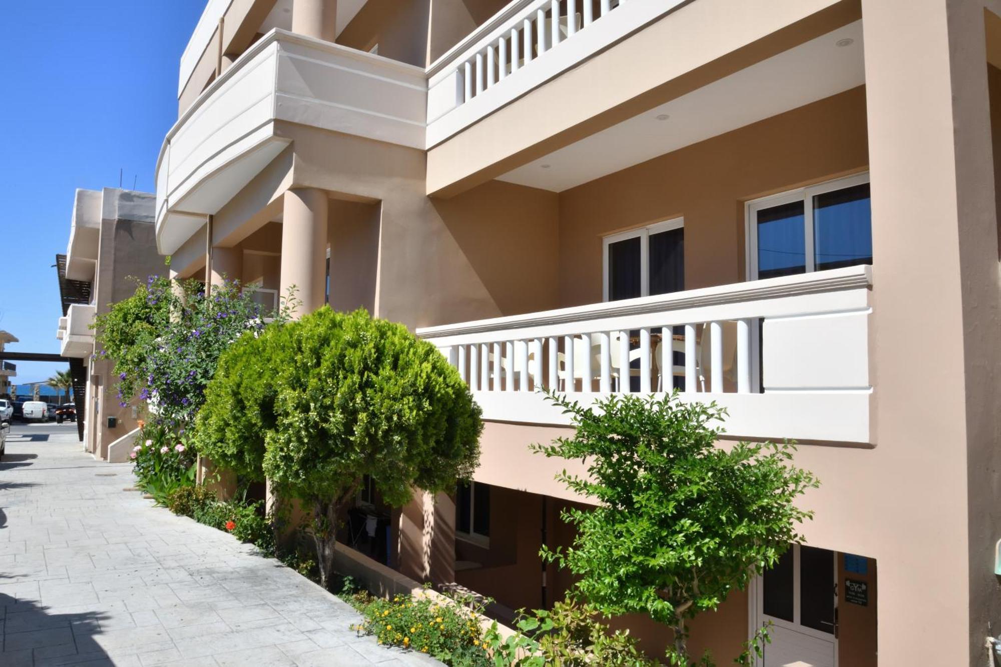 Akatos Hotel Agia Marina  Bagian luar foto