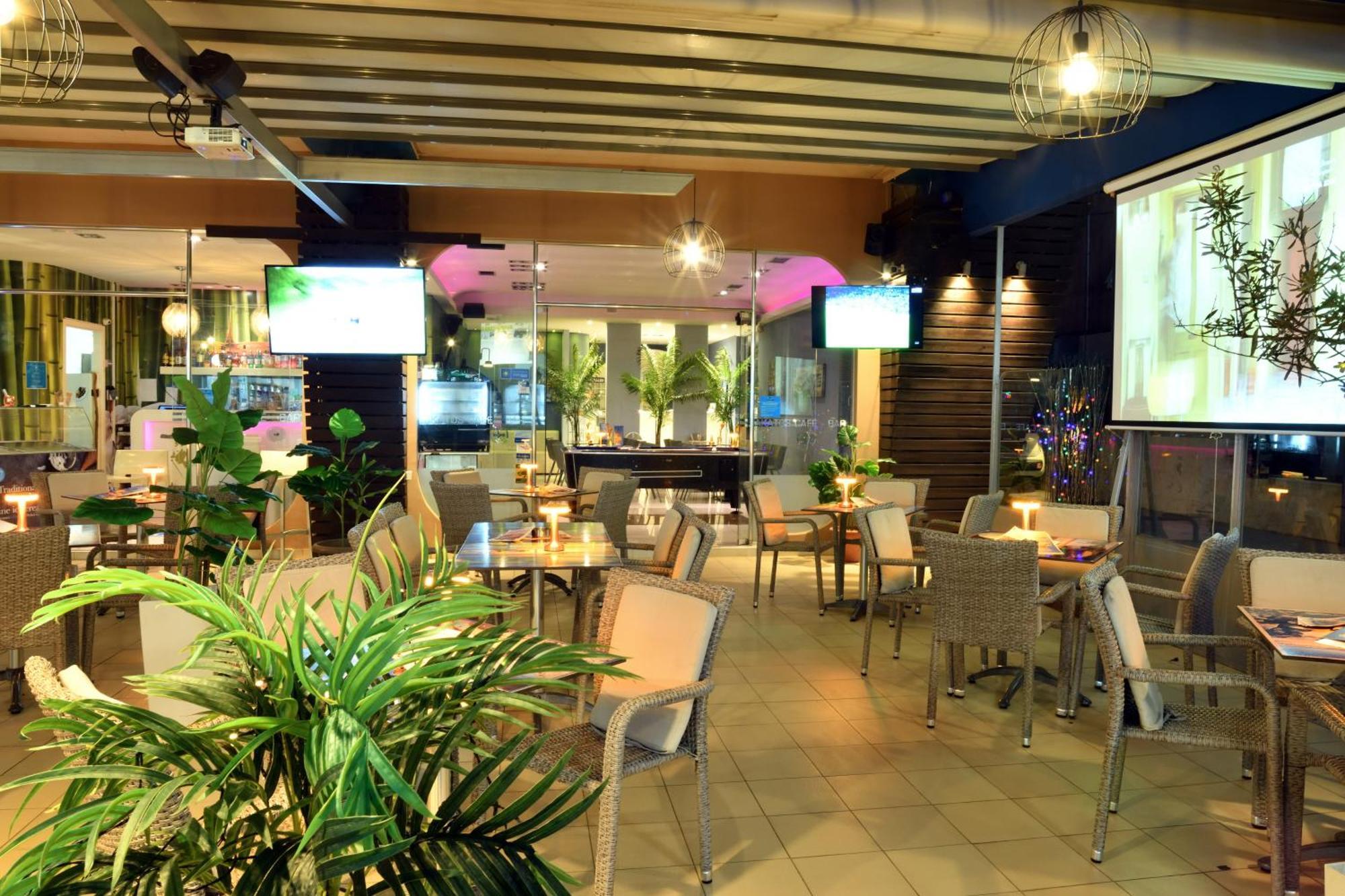 Akatos Hotel Agia Marina  Bagian luar foto